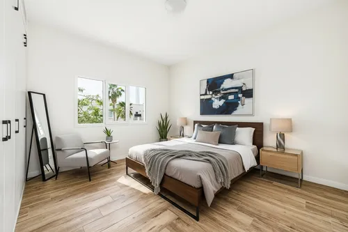 5 Bedrooms Villa in Meadows 2