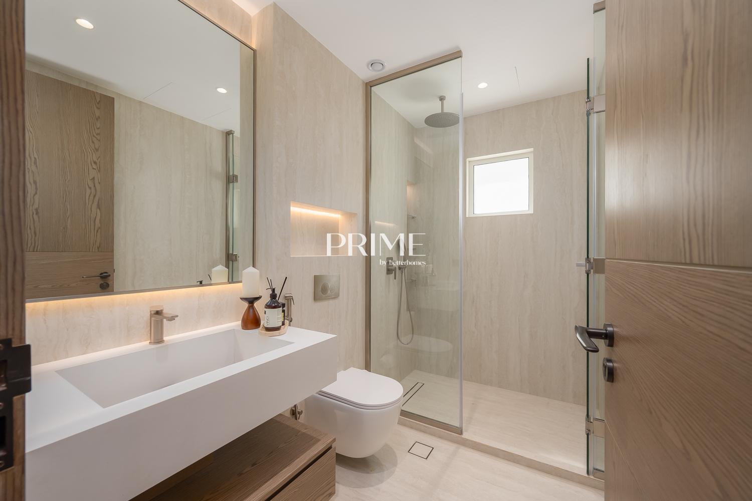 4 Bedrooms Villa in 6 Street, Meadows