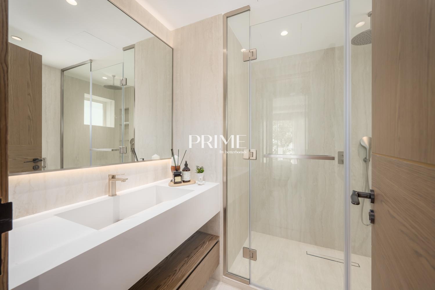 4 Bedrooms Villa in 6 Street, Meadows