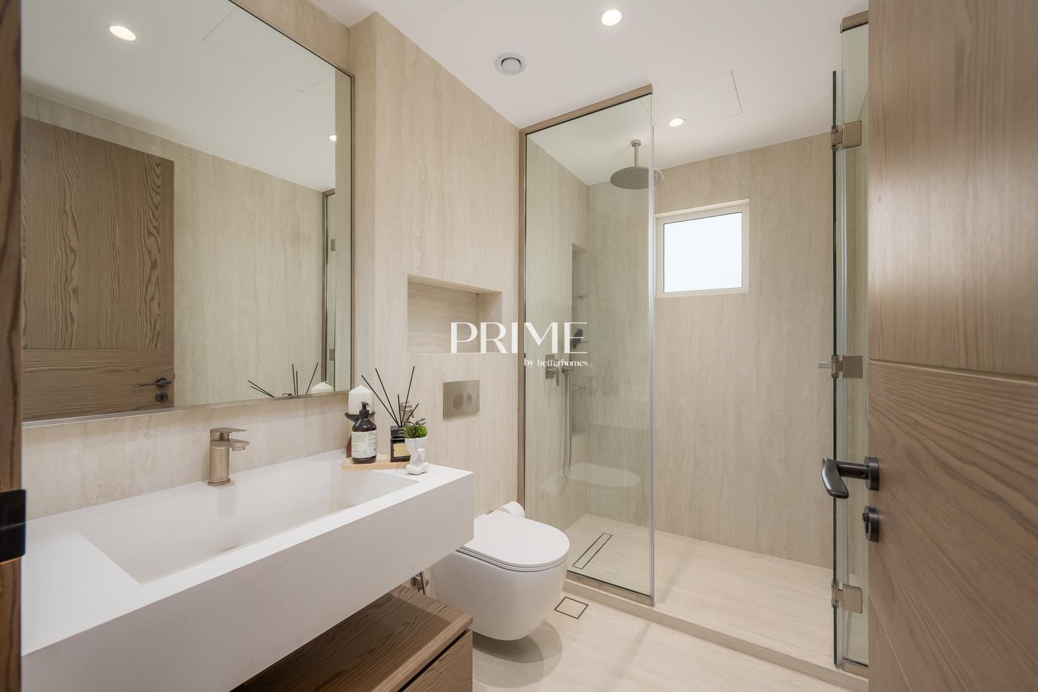 4 Bedrooms Villa in 6 Street, Meadows