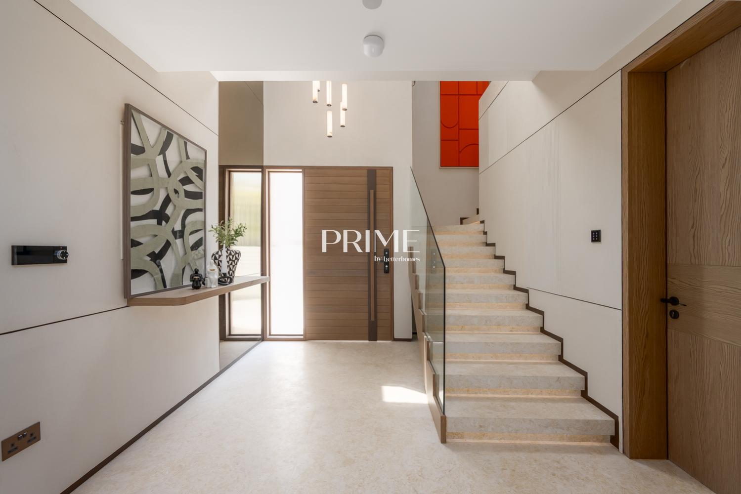 4 Bedrooms Villa in 6 Street, Meadows