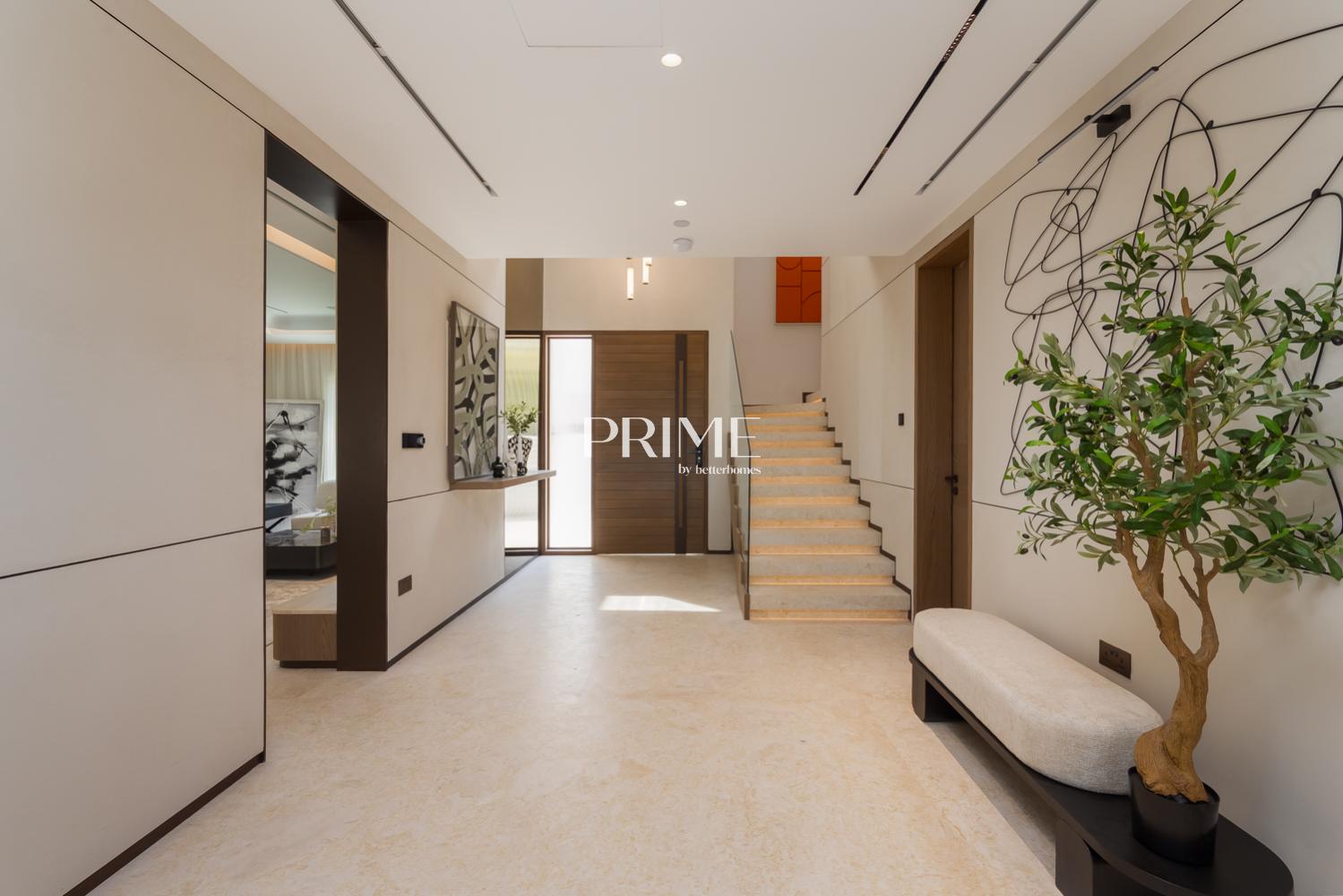 4 Bedrooms Villa in 6 Street, Meadows
