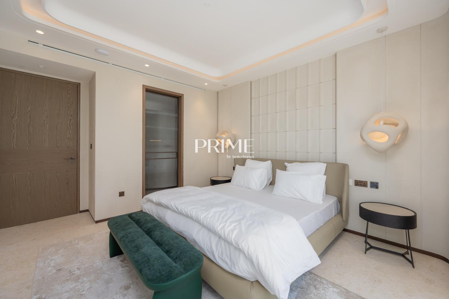 4 Bedrooms Villa in 6 Street, Meadows