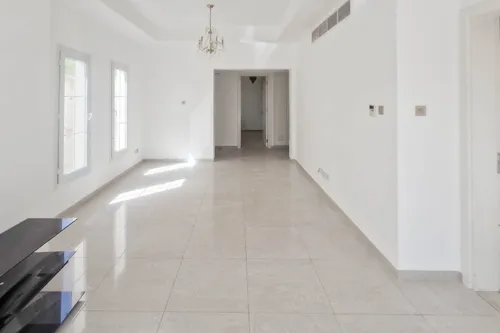 3 Bedrooms Townhouse in Springs 9