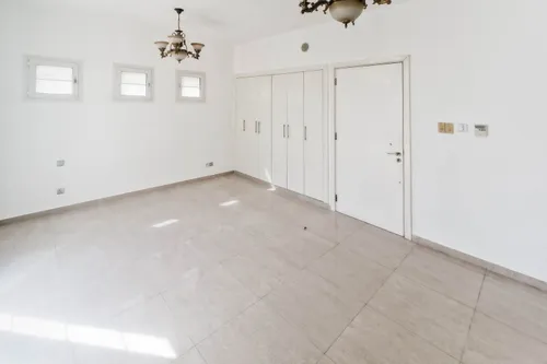 3 Bedrooms Townhouse in Springs 9