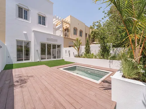 2 Bedrooms Villa in Springs 11