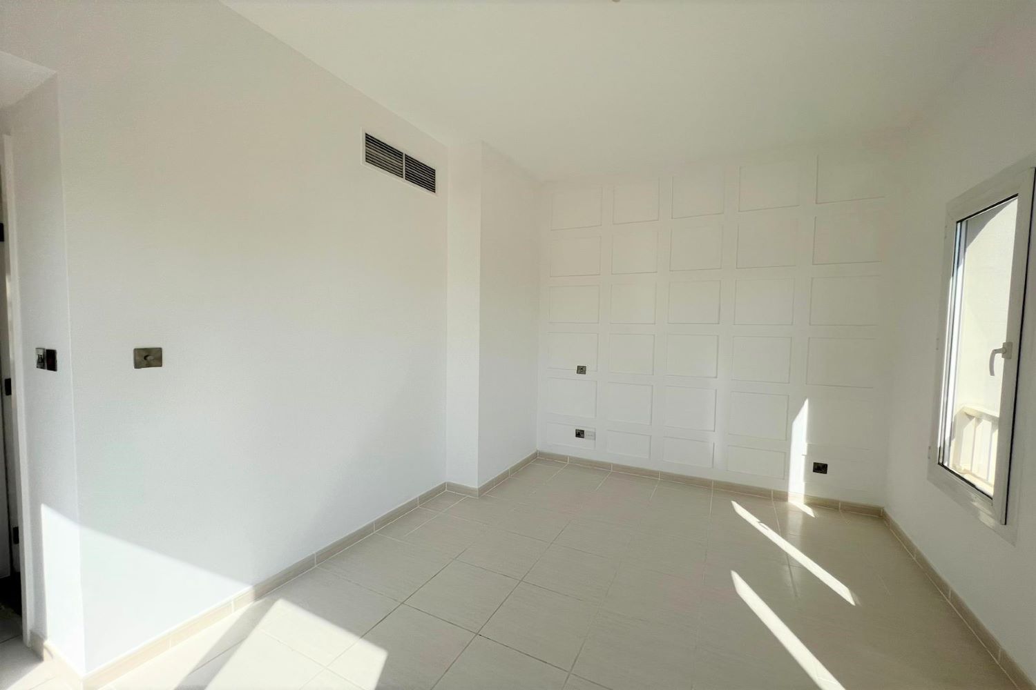 2 Bedrooms Villa in Springs 14