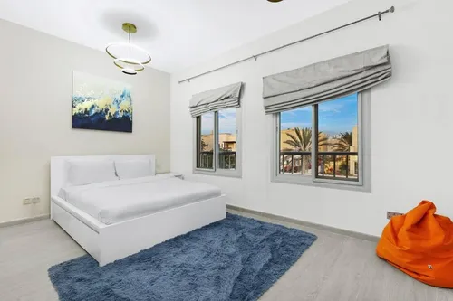 2 Bedrooms Villa in Springs 10