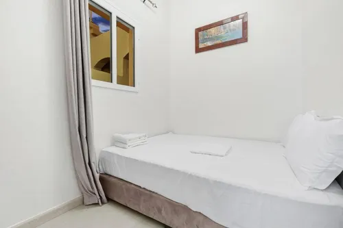 2 Bedrooms Villa in Springs 10