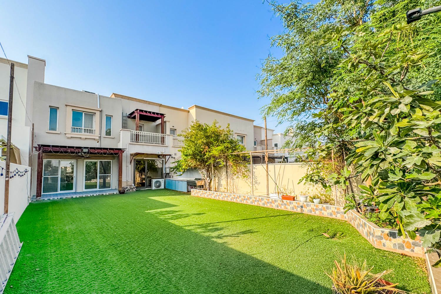 3 Bedrooms Townhouse in Springs 14