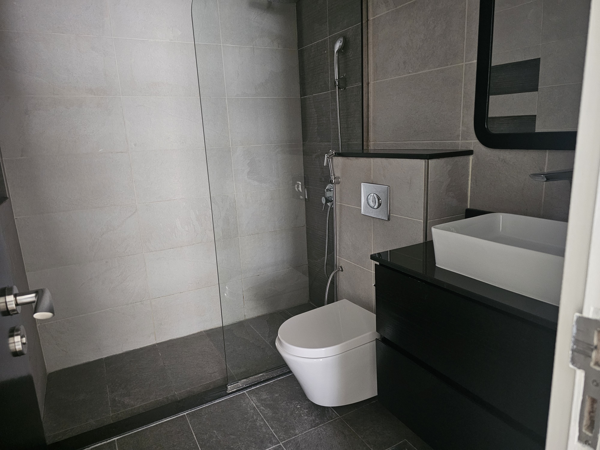 3 Bedrooms Apartment in Al Jaz 3