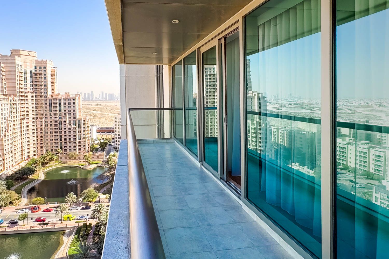 2 Bedrooms Apartment in The Fairways North