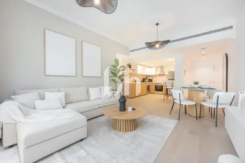 Fully Upgraded | Modern | Fully Furnished | 2 Bed