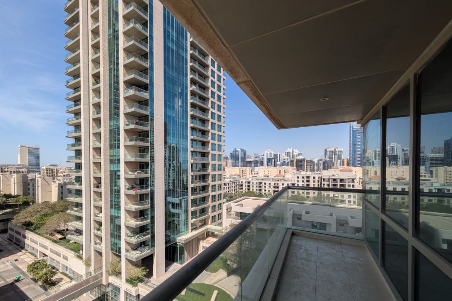 2 Bedrooms Apartment in The Fairways East