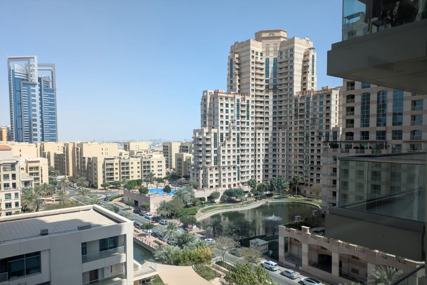 2 Bedrooms Apartment in The Fairways East