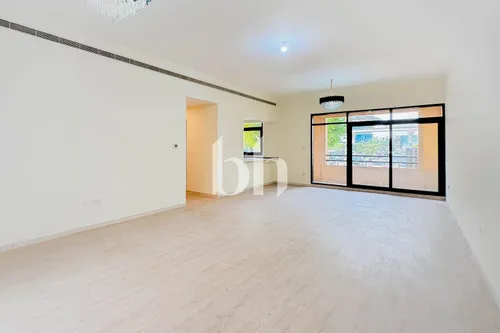 Large Layout | Upgraded | Rare 2 Bed + Study