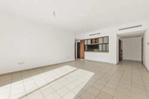 2 Bedrooms Apartment in Una Riverside Residence