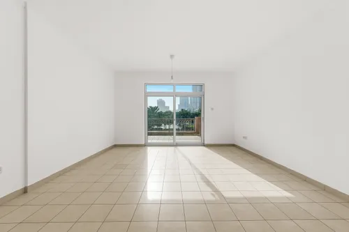 2 Bedrooms Apartment in Una Riverside Residence