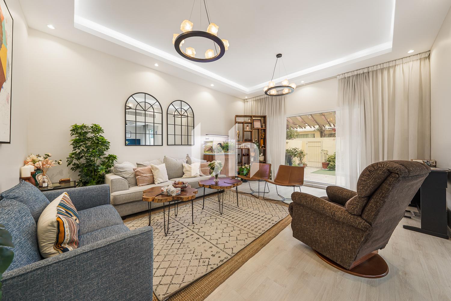 Zulal 1 Close to Park | 4bed + Maids and family room