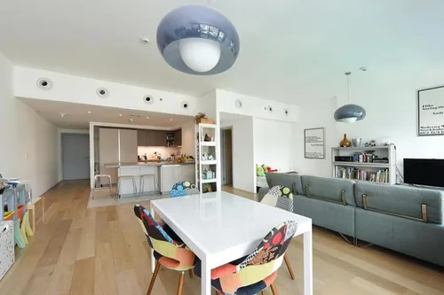 2 Bedrooms Apartment in The Point