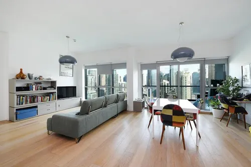 2 Bedrooms Apartment in The Point