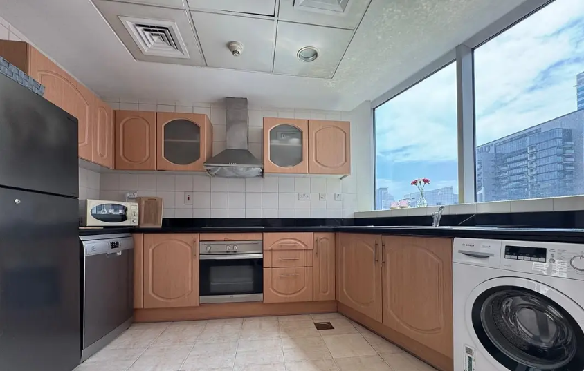 1 Bedroom Apartment in The Waves Tower A