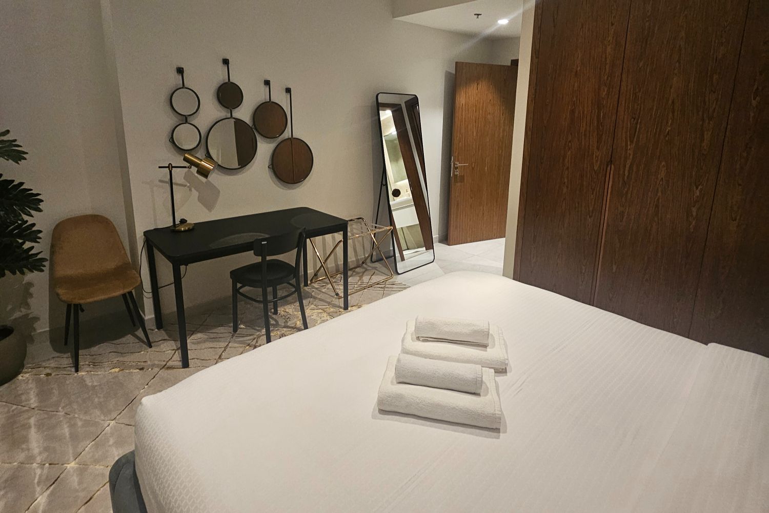 2 Bedrooms Apartment in No.9