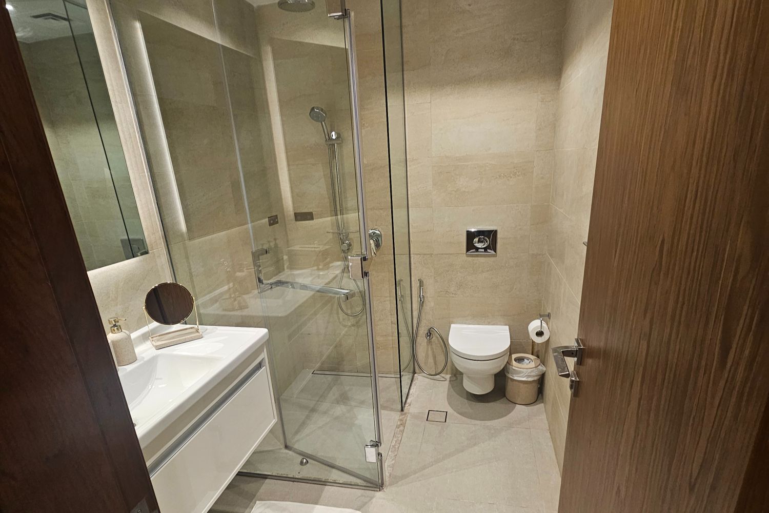 2 Bedrooms Apartment in No.9