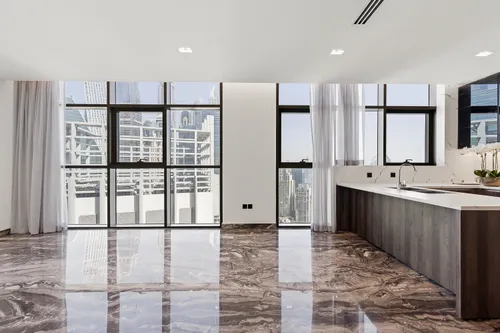 3 Bedrooms Penthouse in No.9