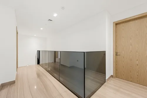 3 Bedrooms Penthouse in No.9