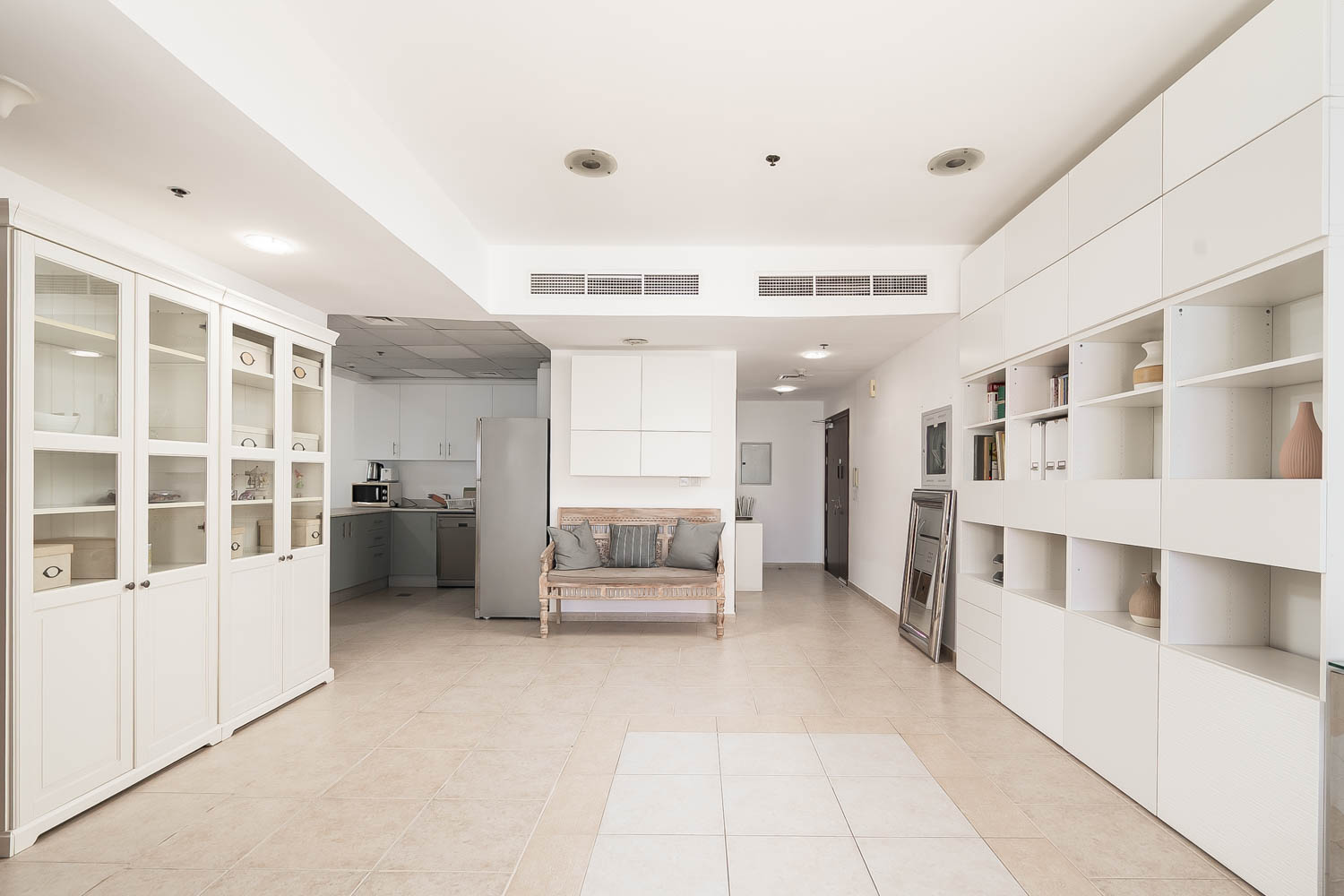 2 Bedrooms Apartment in Elite Residence