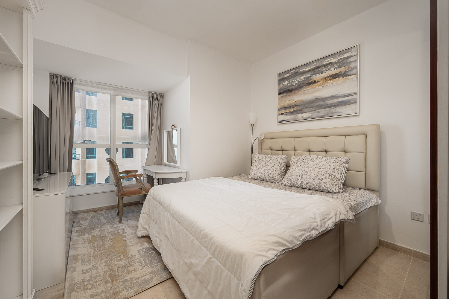 2 Bedrooms Apartment in Elite Residence