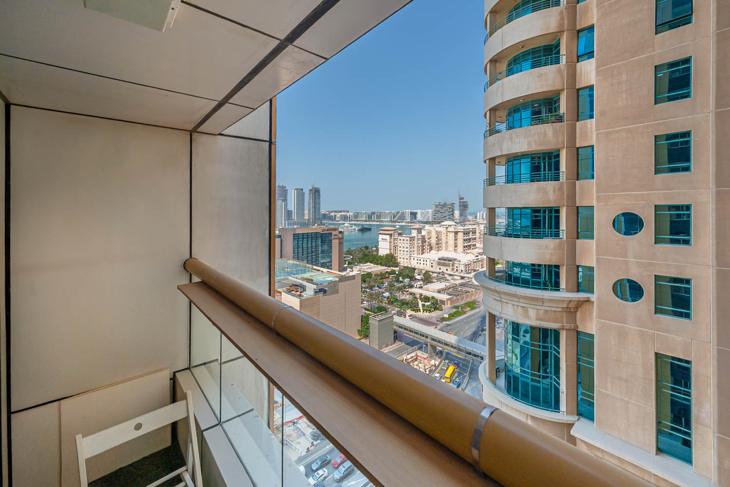 2 Bedrooms Apartment in Elite Residence