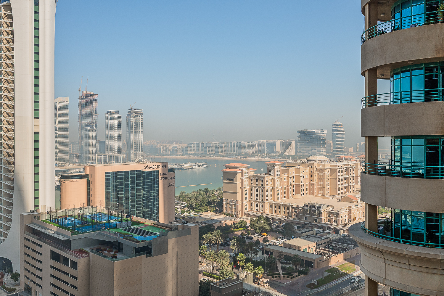 2 Bedrooms Apartment in Elite Residence