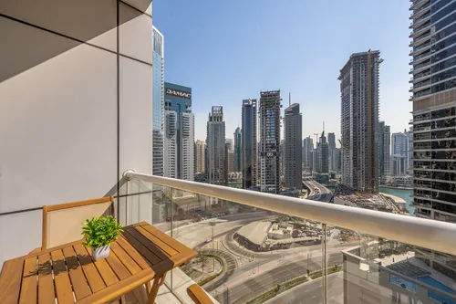 1 Bedroom Apartment in Botanica Tower