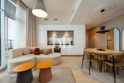 Vacant | Modern Finishes | Marina Views