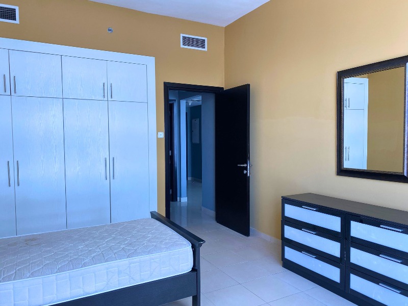 2 Bedrooms Apartment in Yacht Bay