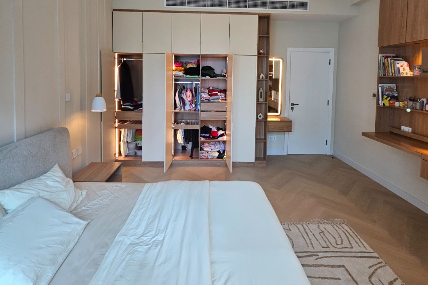 3 Bedrooms Apartment in Azure