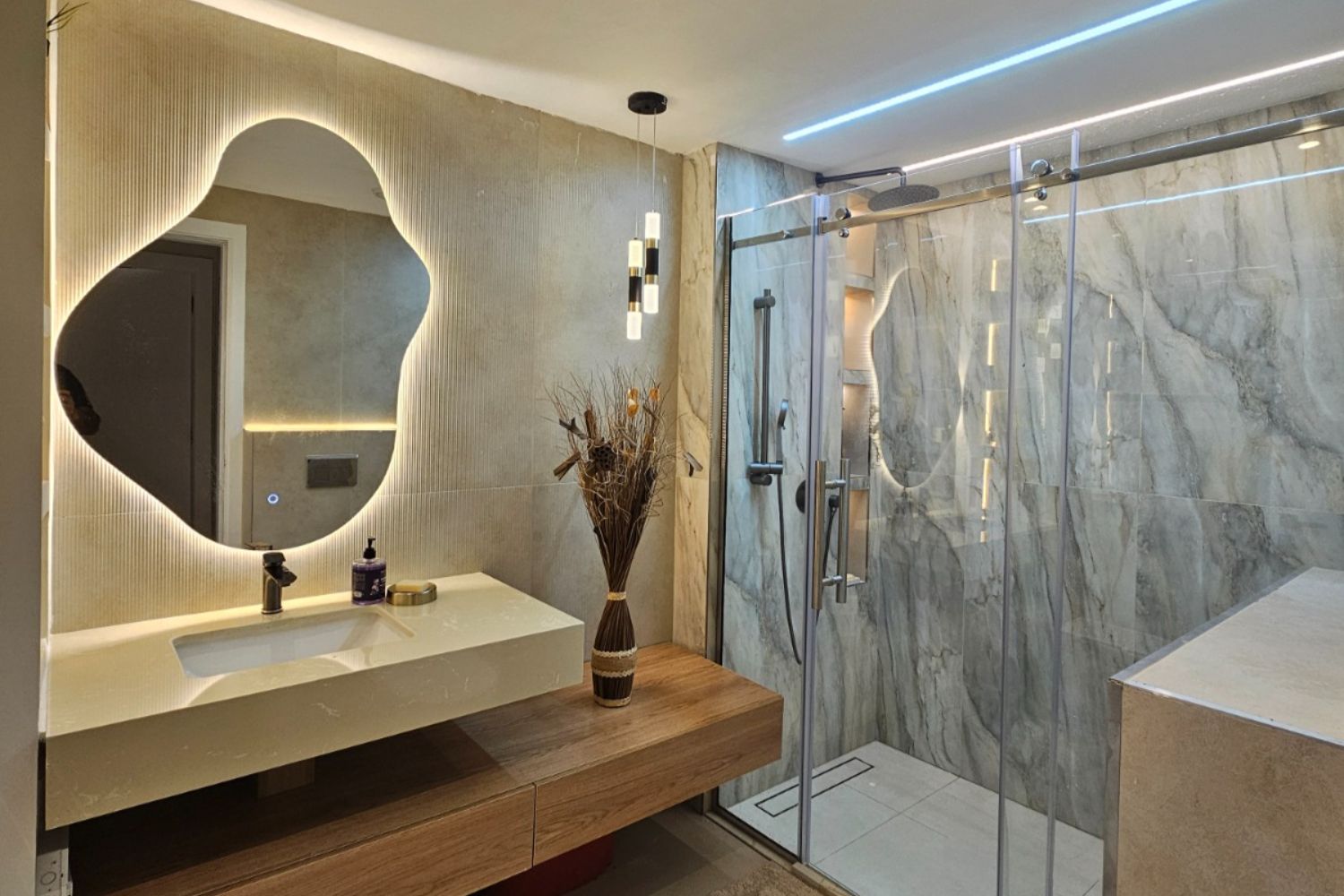 3 Bedrooms Apartment in Azure