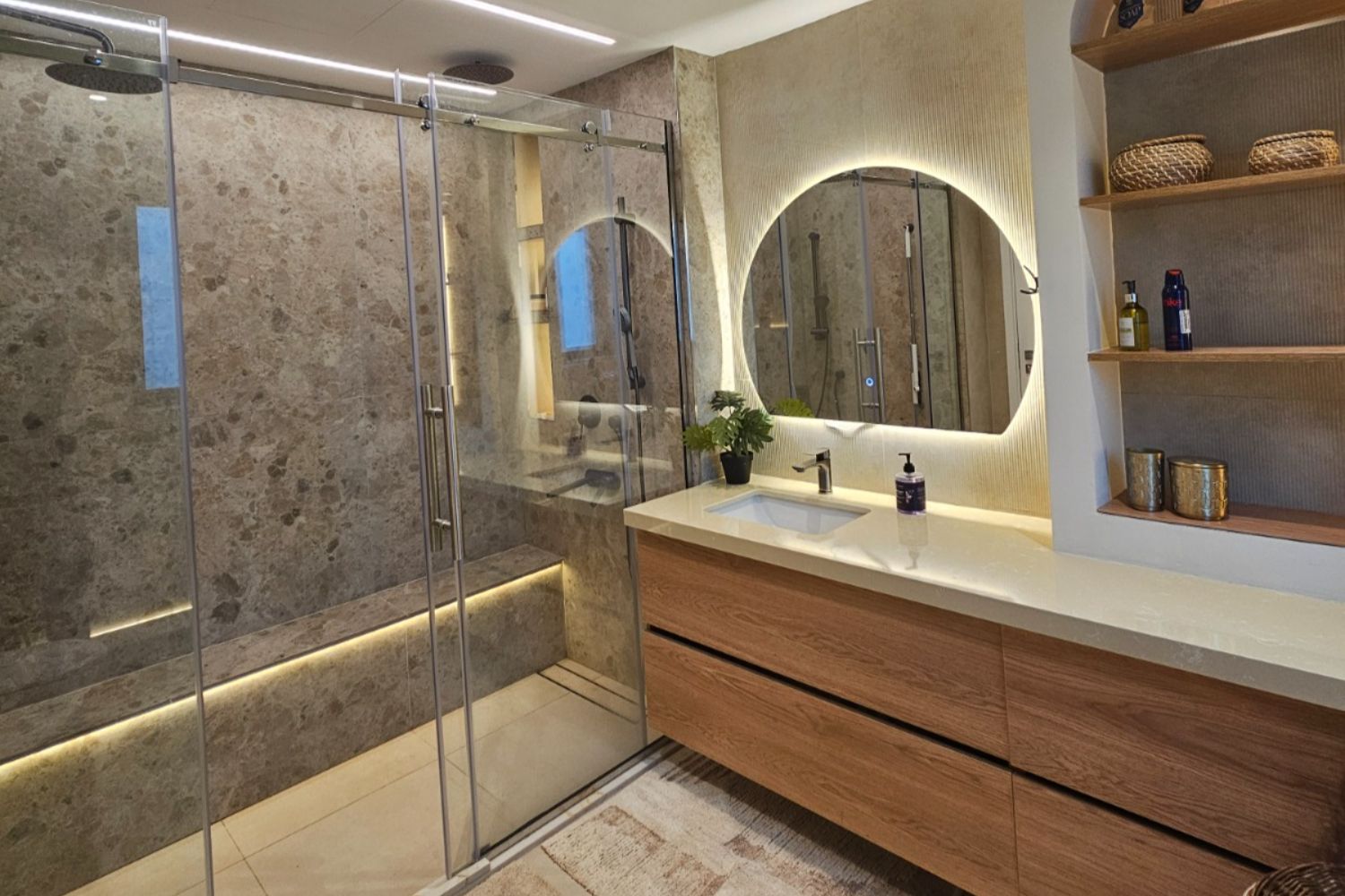 3 Bedrooms Apartment in Azure