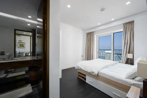 1 Bedroom Apartment in Damac Heights