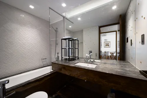 1 Bedroom Apartment in Damac Heights