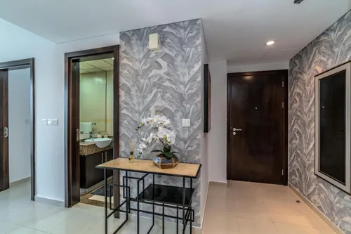 1 Bedroom Apartment in Bay Central West