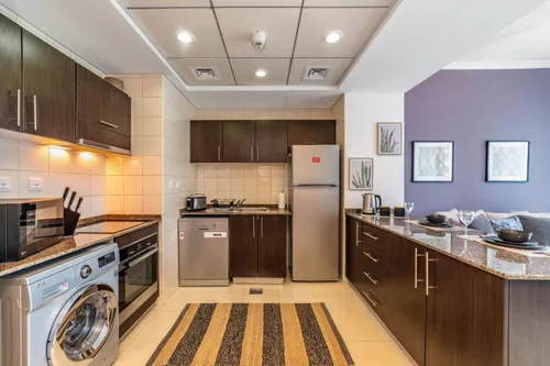 1 Bedroom Apartment in Bay Central West