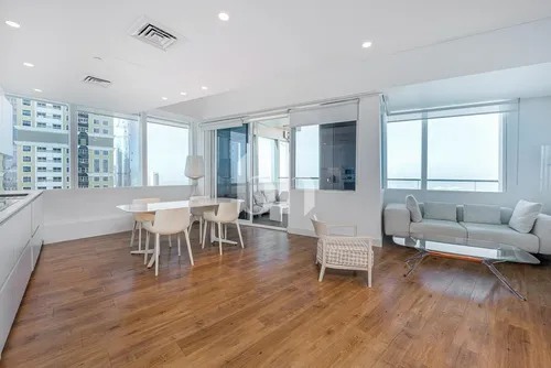 2 Bedrooms Apartment in Ocean Heights