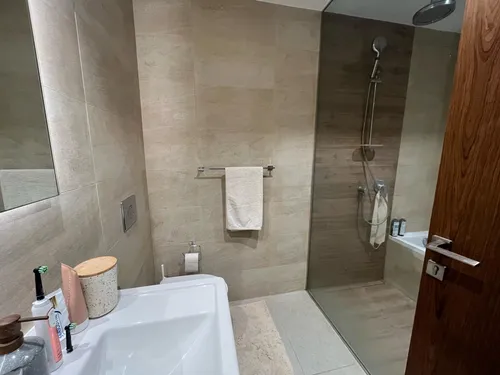 2 Bedrooms Apartment in No.9