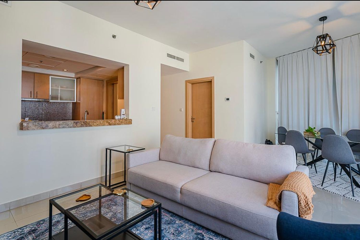 1 Bedroom Apartment in Blakely Tower