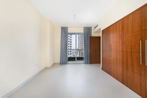 1 Bedroom Apartment in Shemara Tower