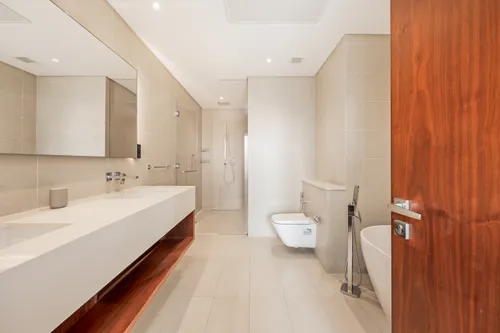 3 Bedrooms Apartment in Marina Gate 2