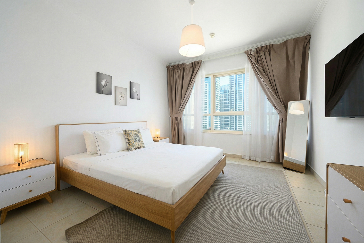 2 Bedrooms Apartment in Marina Quays West